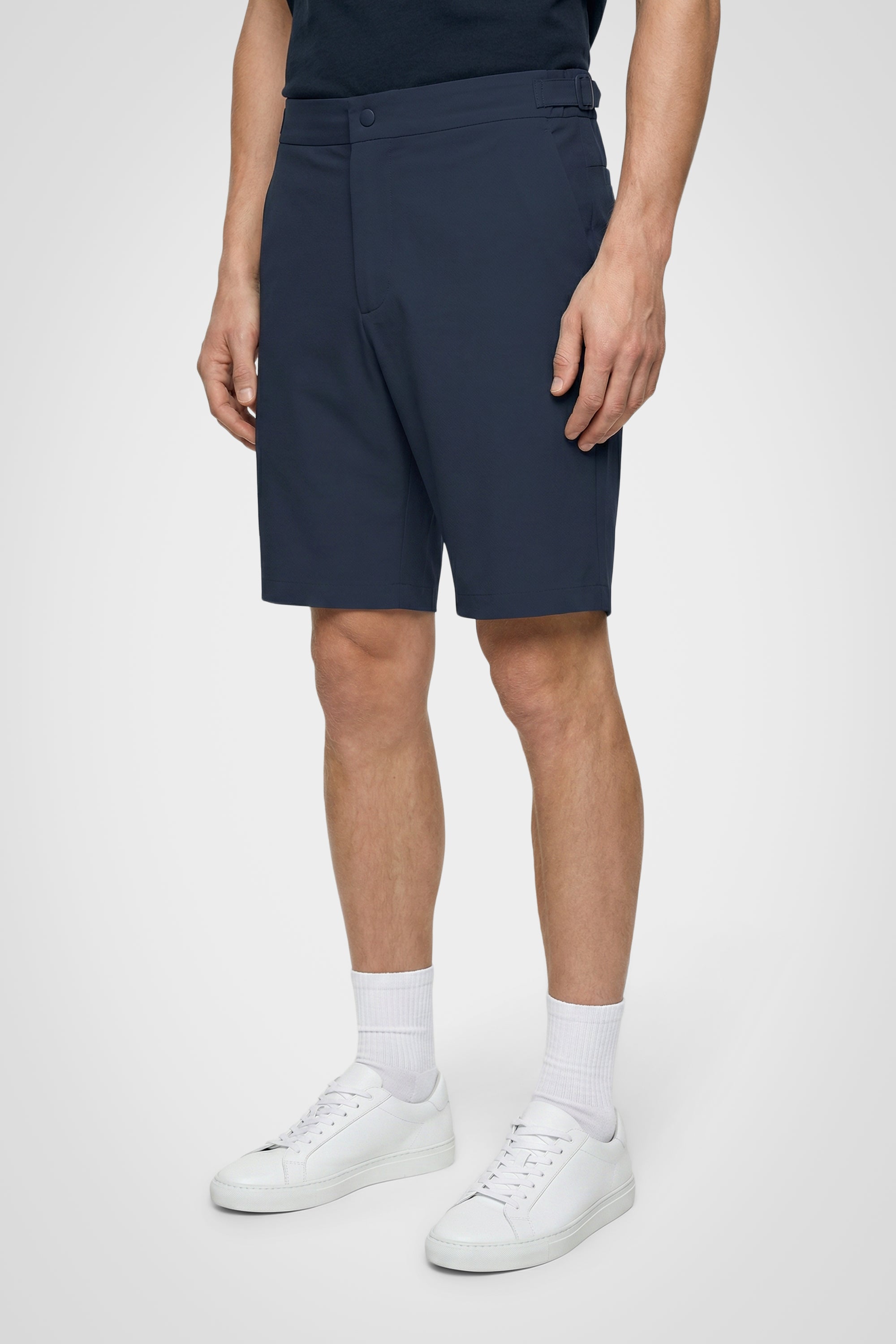 GL18 Tailored Short